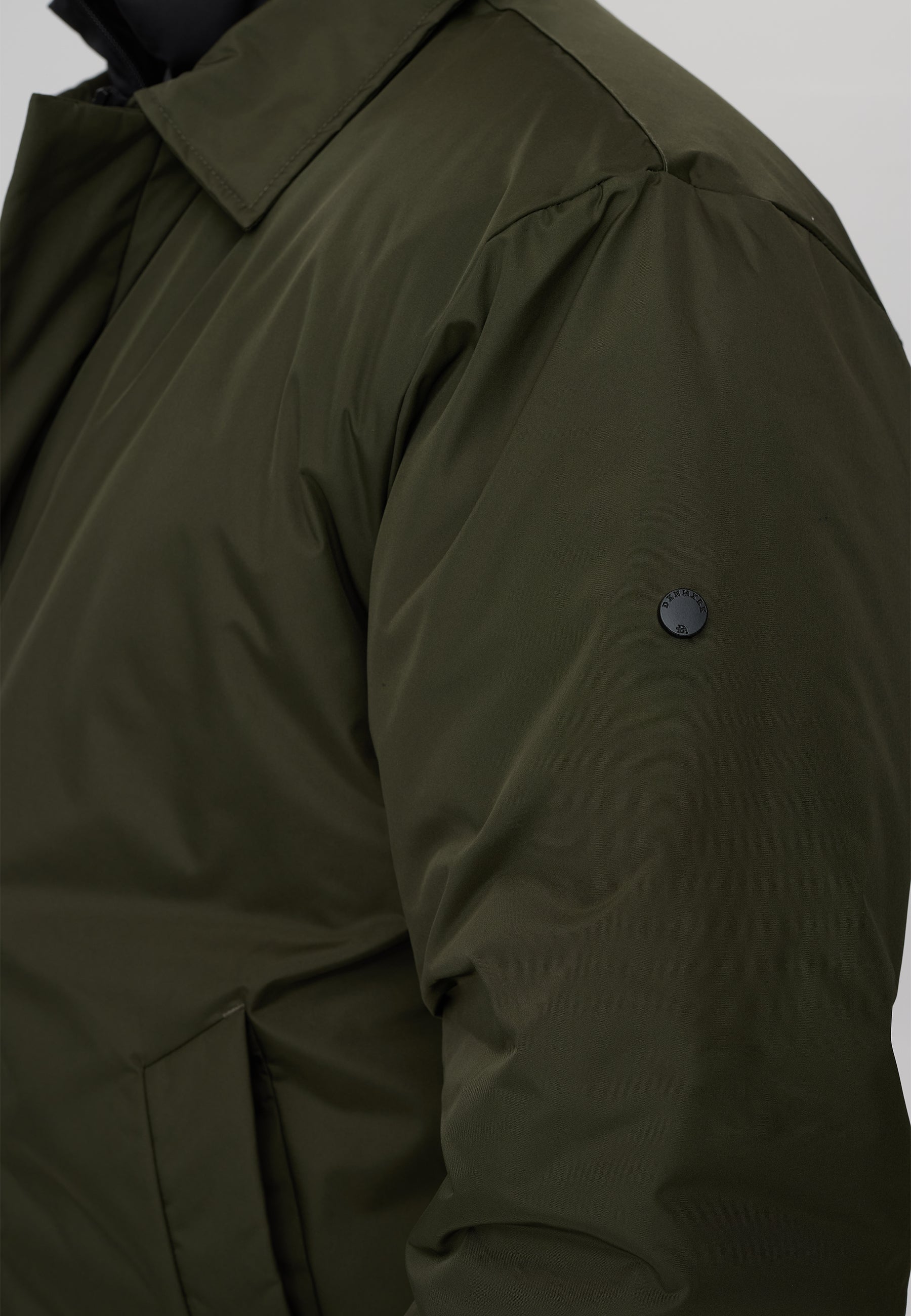 DXNMXRK. DXFarmand Jacket Army green