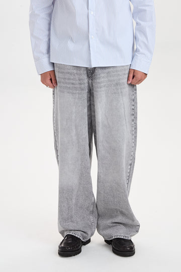 DXHarald Wide Fit Jeans Grey